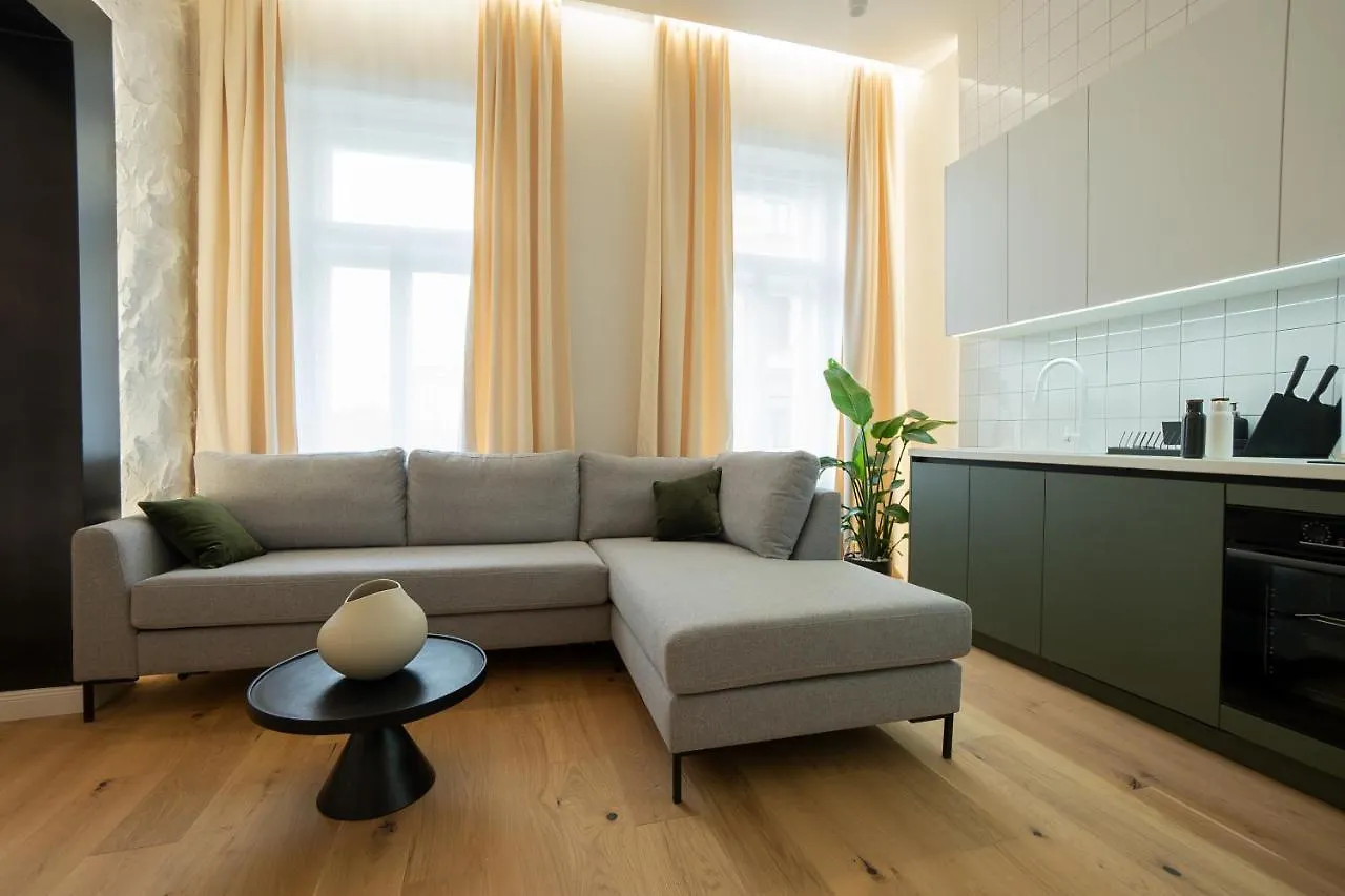 Brand-New 2-Room Apartment With A King Size Bed Vienna