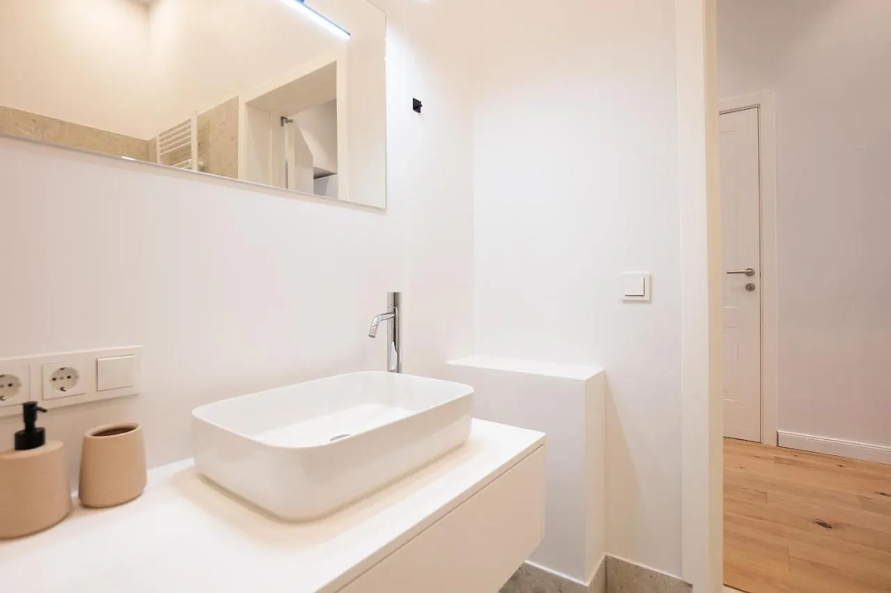 Brand-New 2-Room Apartment With A King Size Bed Vienna 0*,  Austria