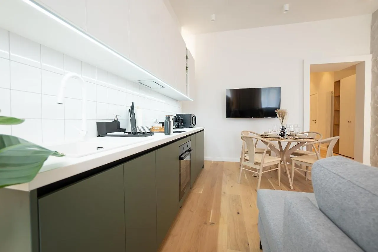 Brand-New 2-Room Apartment With A King Size Bed Vienna