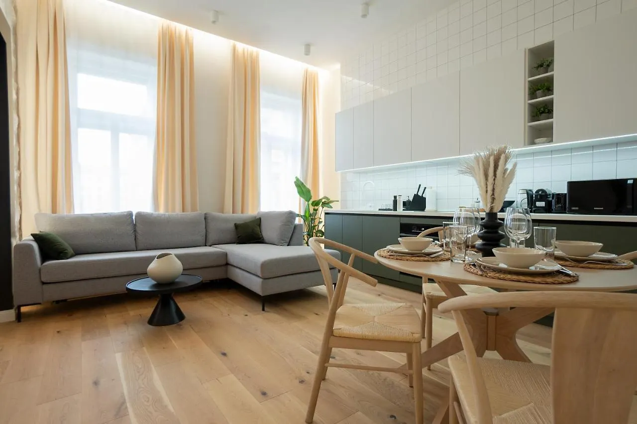 Brand-New 2-Room Apartment With A King Size Bed Vienna Austria