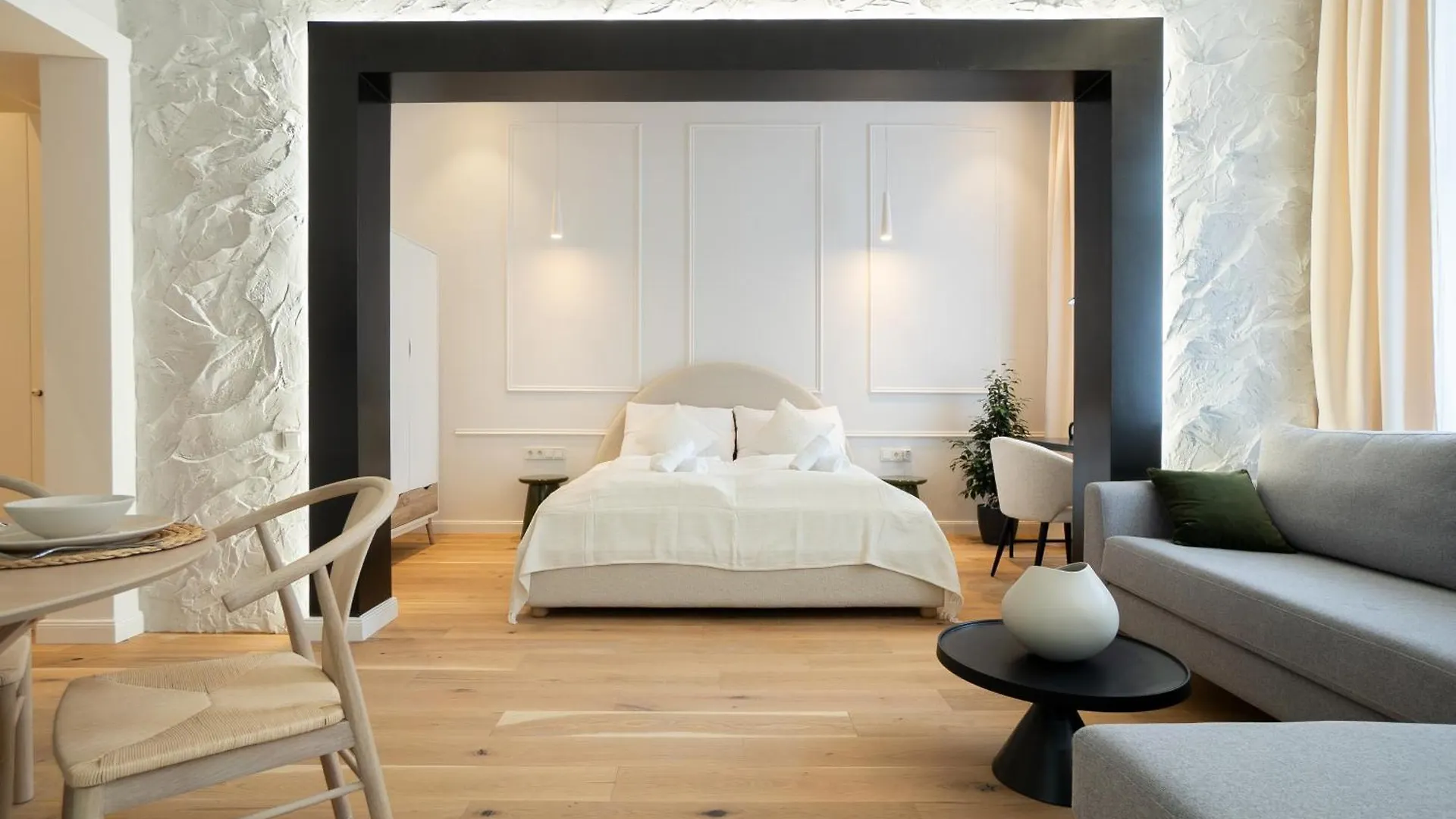 Brand-New 2-Room Apartment With A King Size Bed Vienna